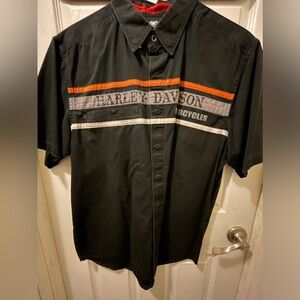 Men’s large Harley Davidson shirt